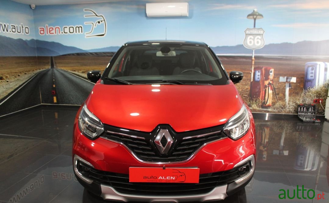 2017' Renault Captur photo #3