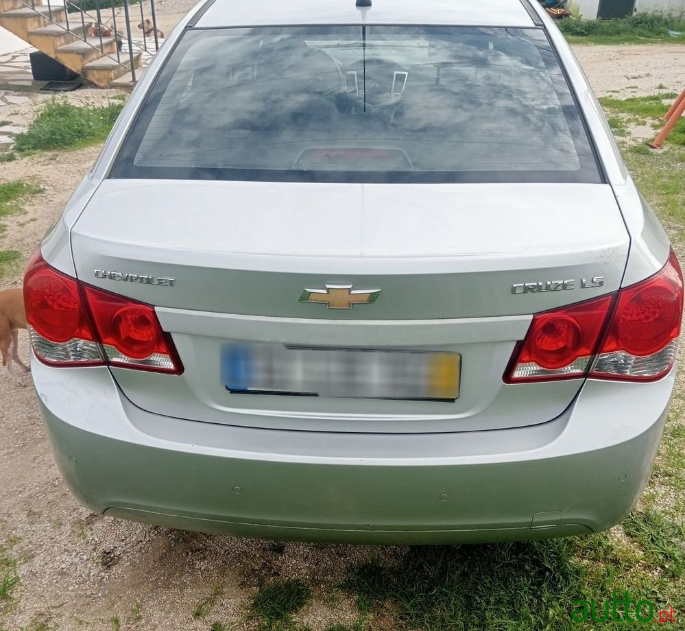 2011' Chevrolet Cruze 1.6 Ls photo #5