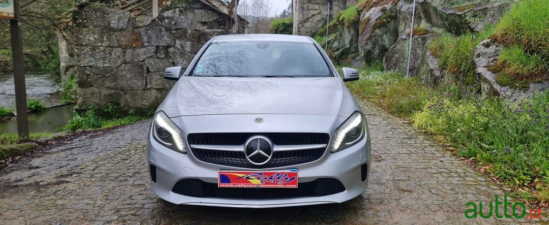 2013' Mercedes-Benz A-180 photo #2