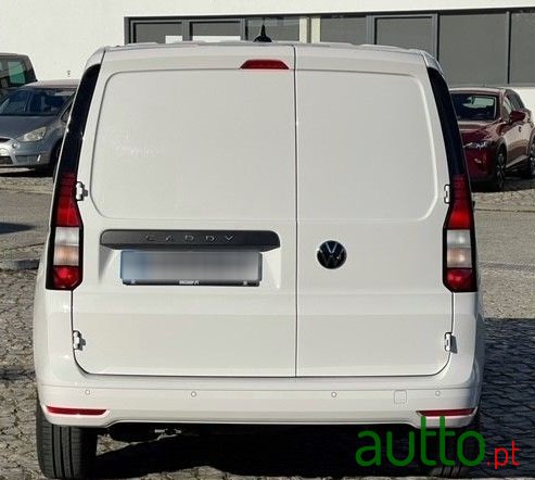 2022' Volkswagen Caddy photo #4