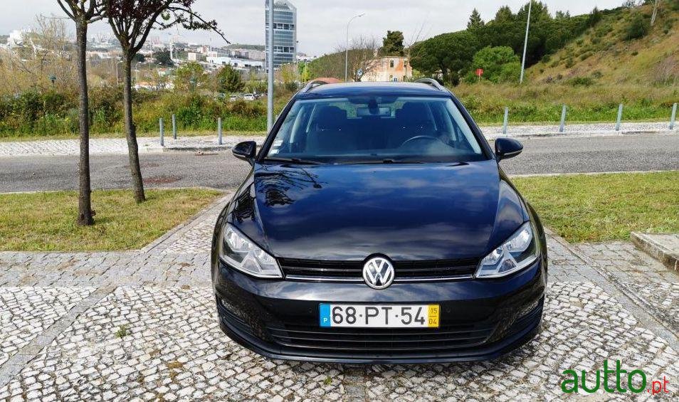 2015' Volkswagen Golf Variant photo #3