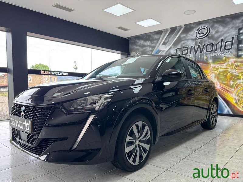 2021' Peugeot e-208 50 Kwh Active photo #2