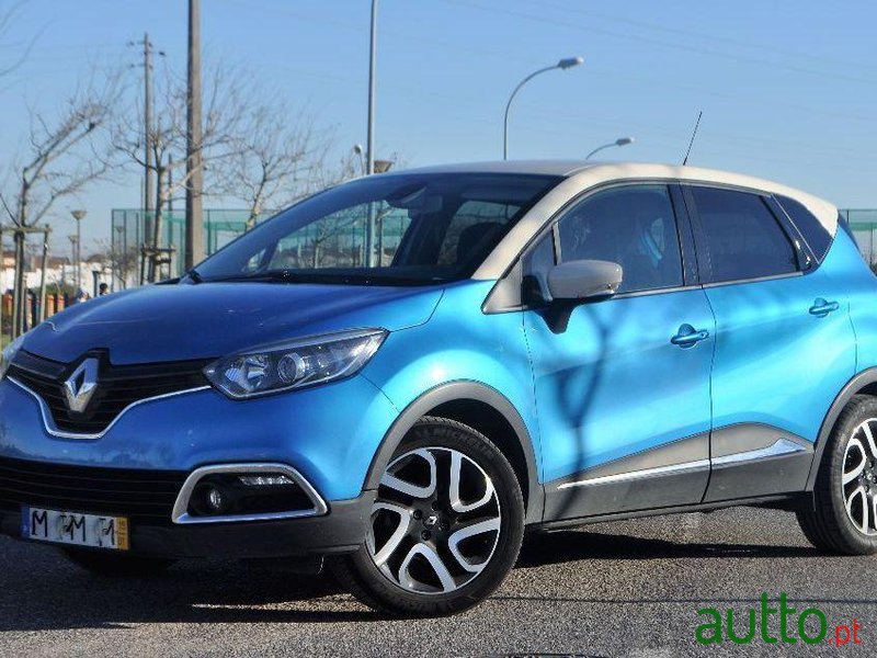 2015' Renault Captur Exclusive 0.9 Tce photo #1