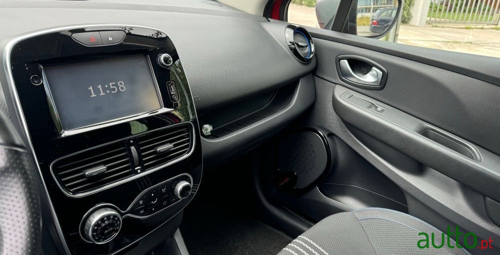 2018' Renault Clio 0.9 Tce Gt Line photo #5