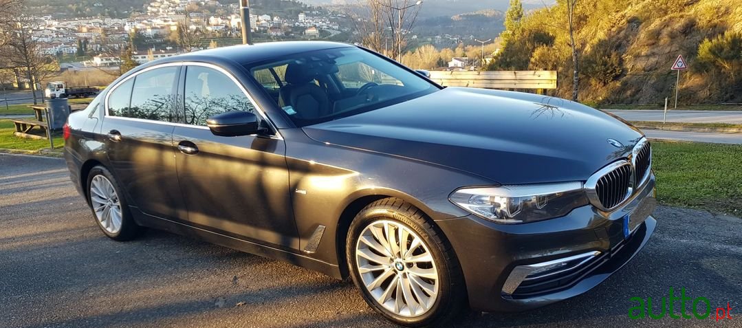 2017' BMW 520 photo #1