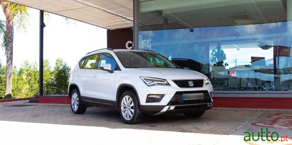 2019' SEAT Ateca 1.6 Tdi Style photo #2