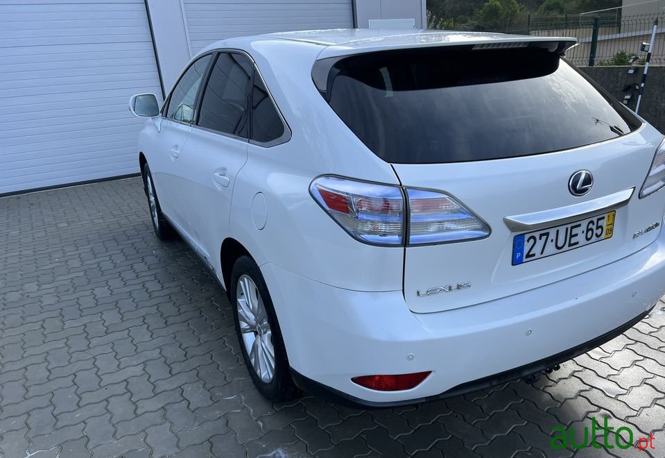 2011' Lexus Rx-450H photo #2