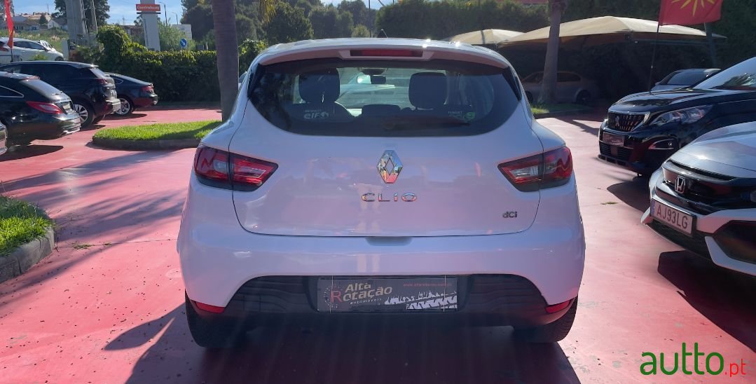 2017' Renault Clio photo #3