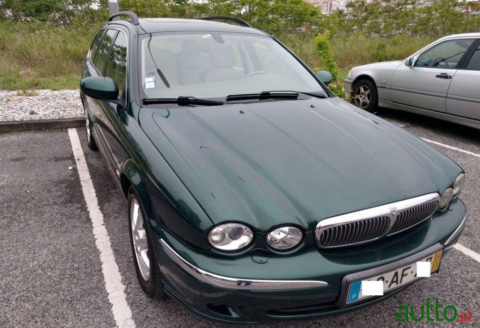 2004' Jaguar X-Type 2.0 photo #2