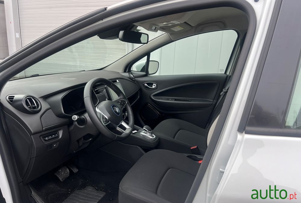 2021' Renault Zoe photo #6