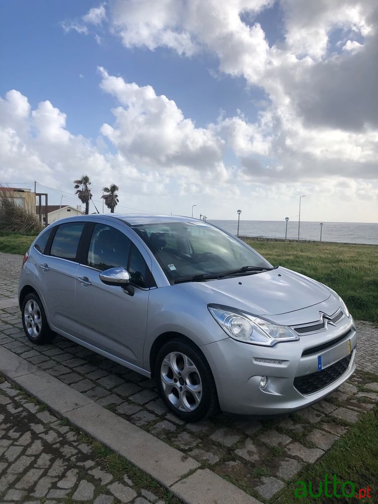 2014' Citroen C3 1.2 Vti Seduction 15 photo #2