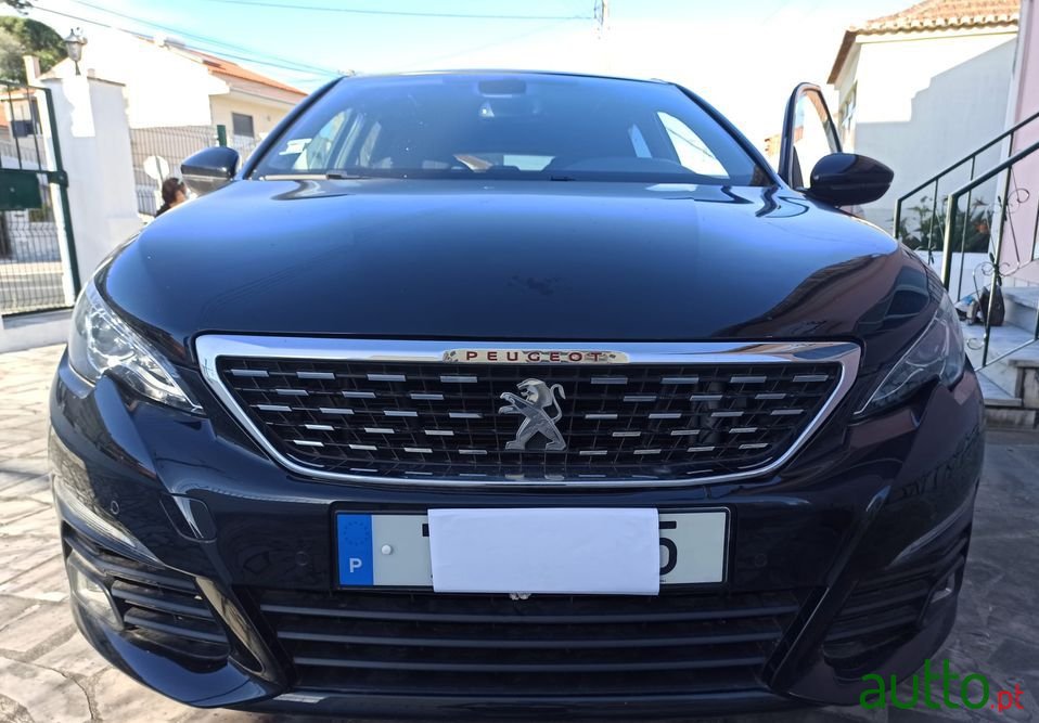 2017' Peugeot 308 Sw photo #1