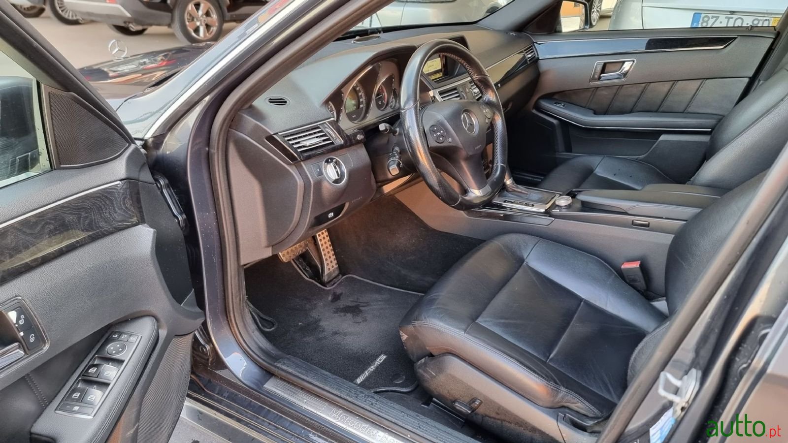 2010' Mercedes-Benz E-250 photo #6