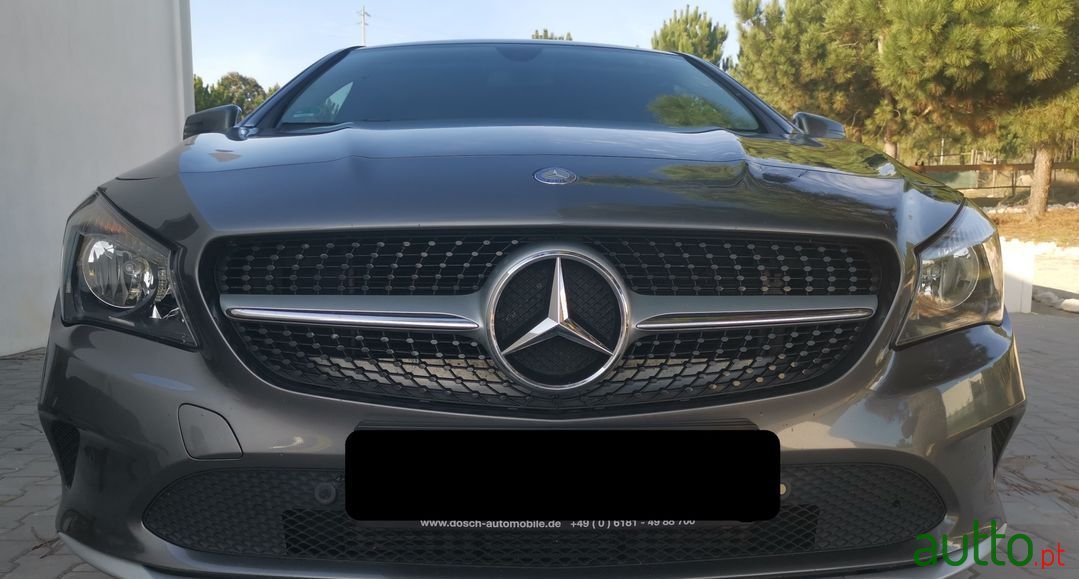 2016' Mercedes-Benz Cla-200 photo #2
