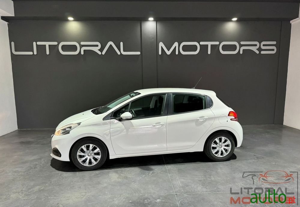 2019' Peugeot 208 photo #4