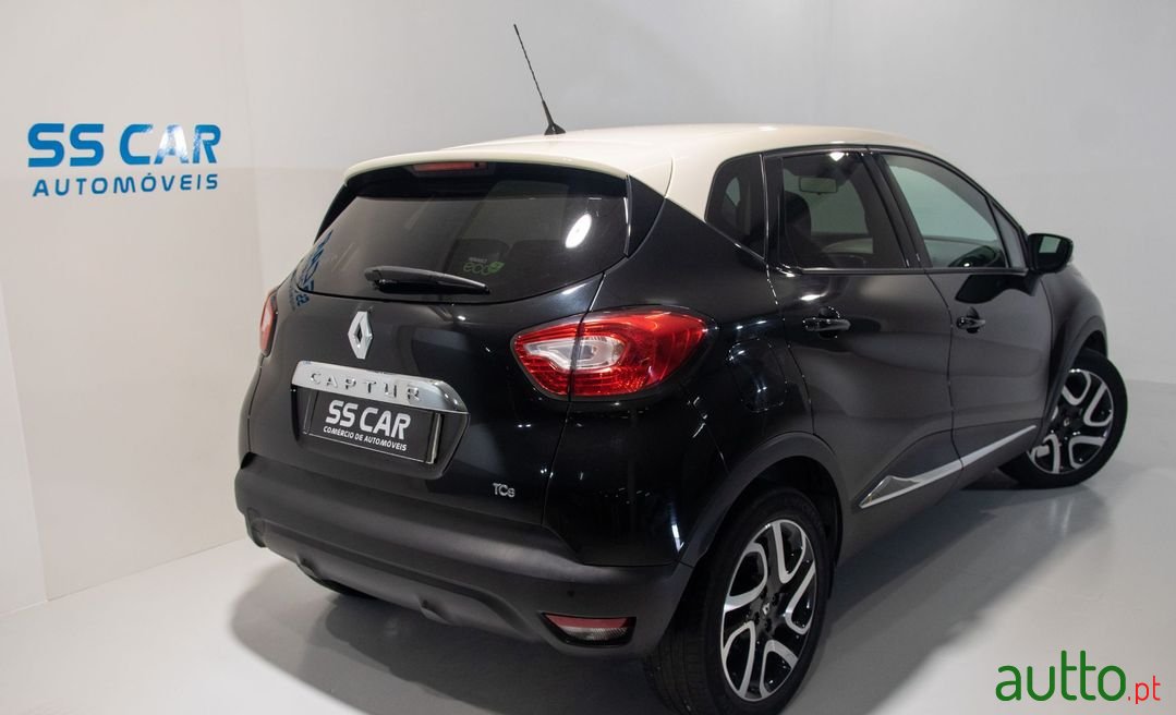 2014' Renault Captur photo #2