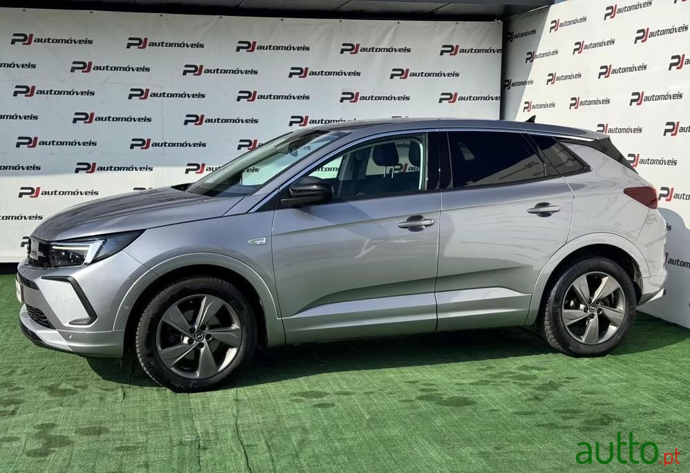 2022' Opel Grandland 1.5 D Auto photo #2