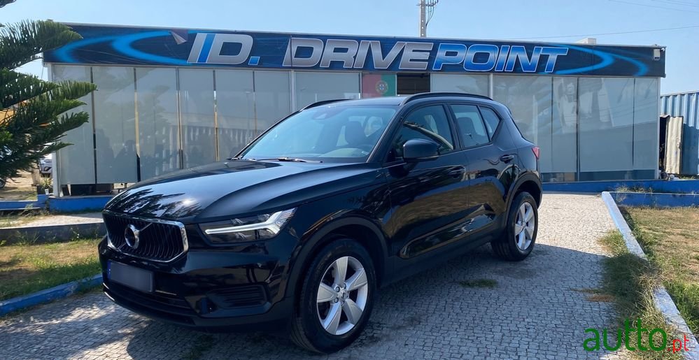 2022' Volvo Xc 40 photo #1