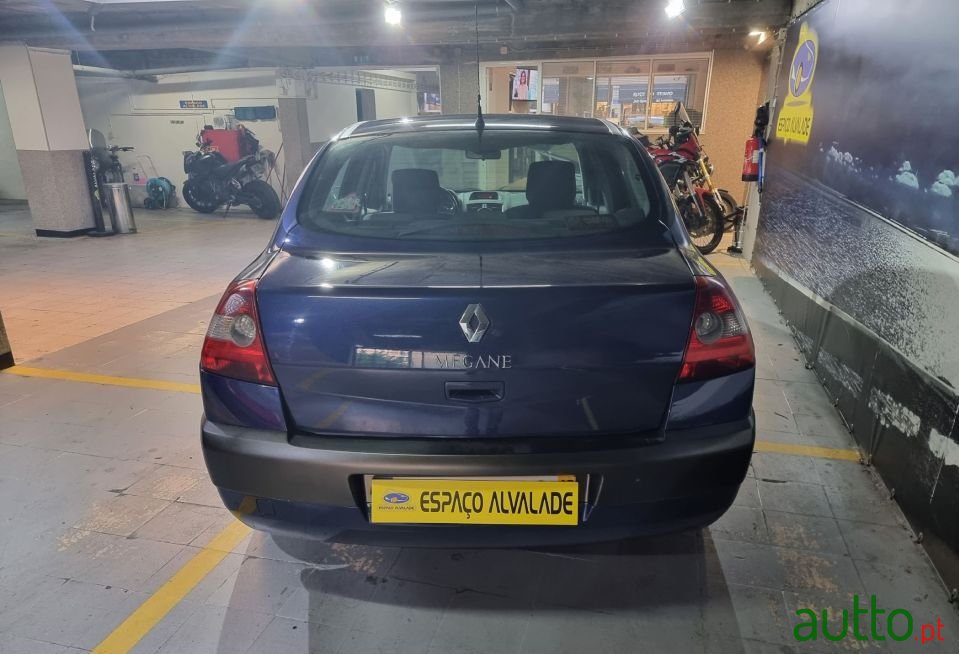 2005' Renault Megane photo #5