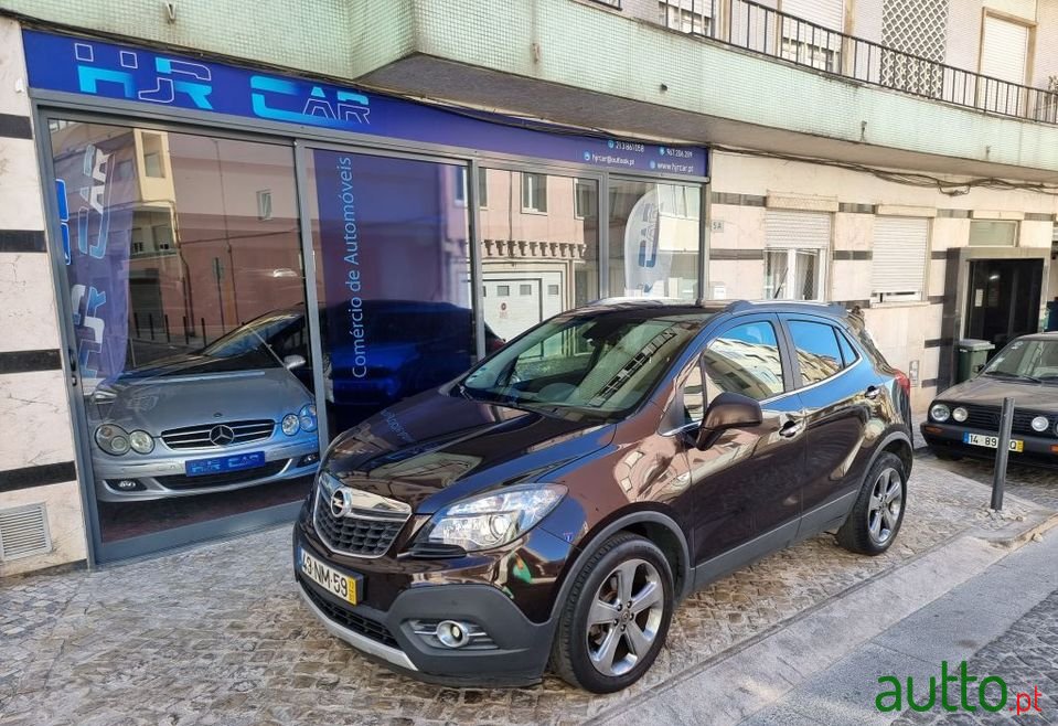 2013' Opel Mokka photo #2