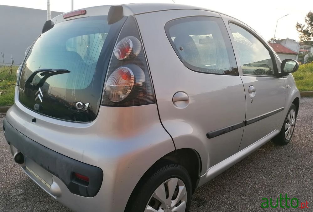 2011' Citroen C1 1.0 Attraction photo #6