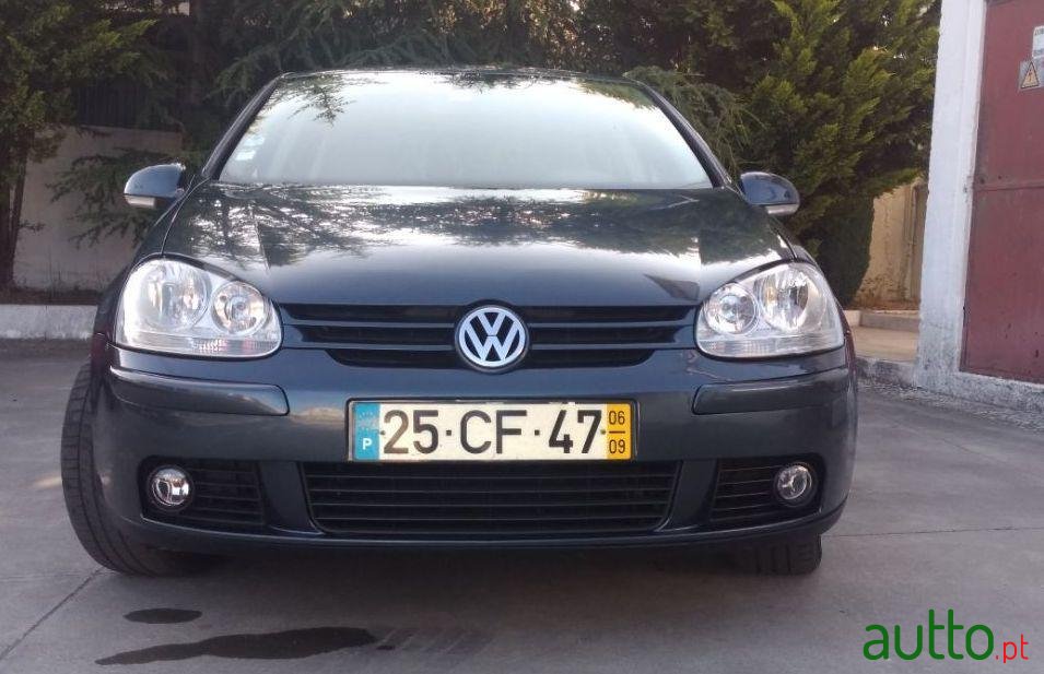 2006' Volkswagen Golf photo #2