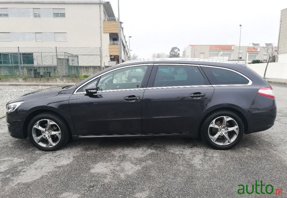 2015' Peugeot 508 Sw photo #1