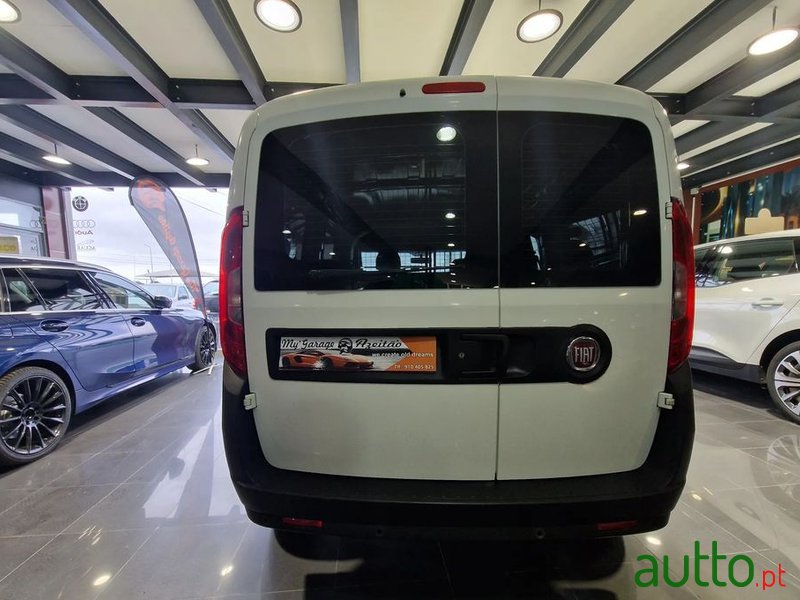 2017' Fiat Doblo Combi photo #2