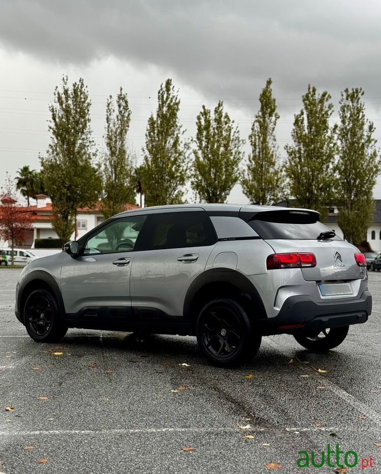 2019' Citroen C4 Cactus photo #3
