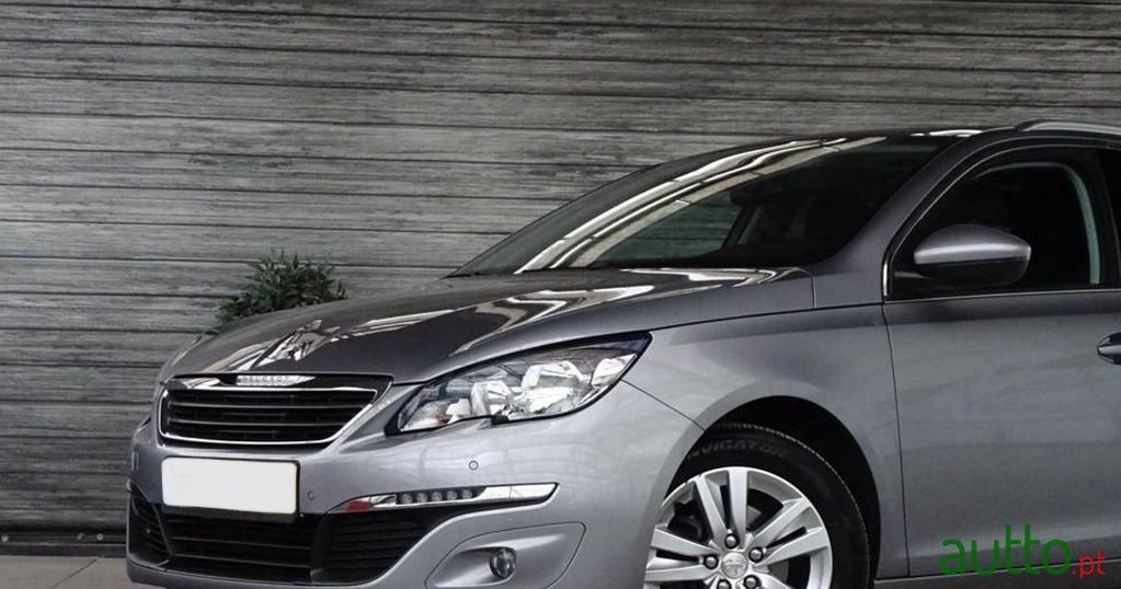 2015' Peugeot 308 Sw photo #1