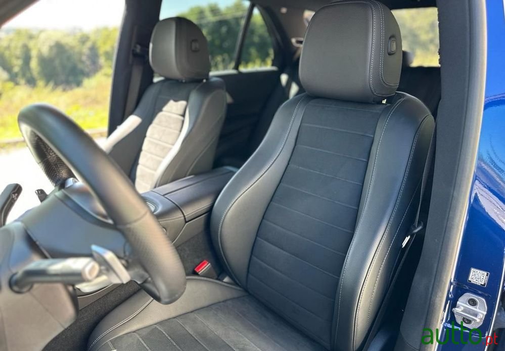 2021' Mercedes-Benz GLE 350 De 4Matic photo #6