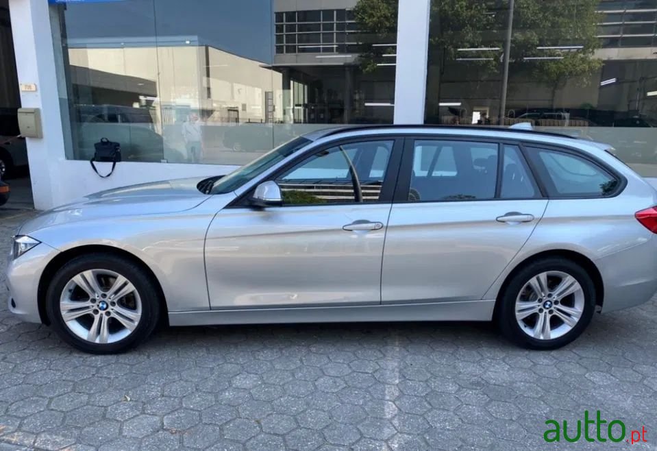 2016' BMW 318 photo #4