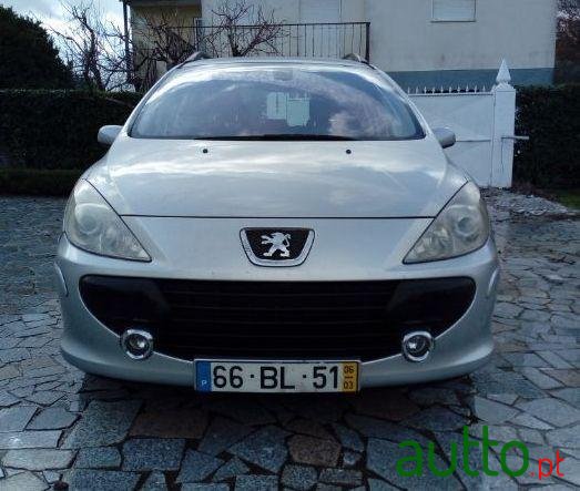 2006' Peugeot 307 Sw photo #1