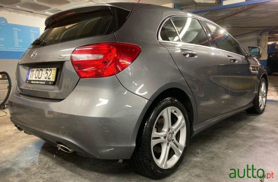 2013' Mercedes-Benz A-180 photo #1