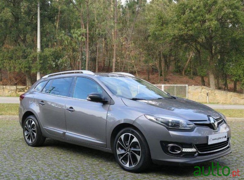 2014' Renault Megane Sport Tourer photo #1