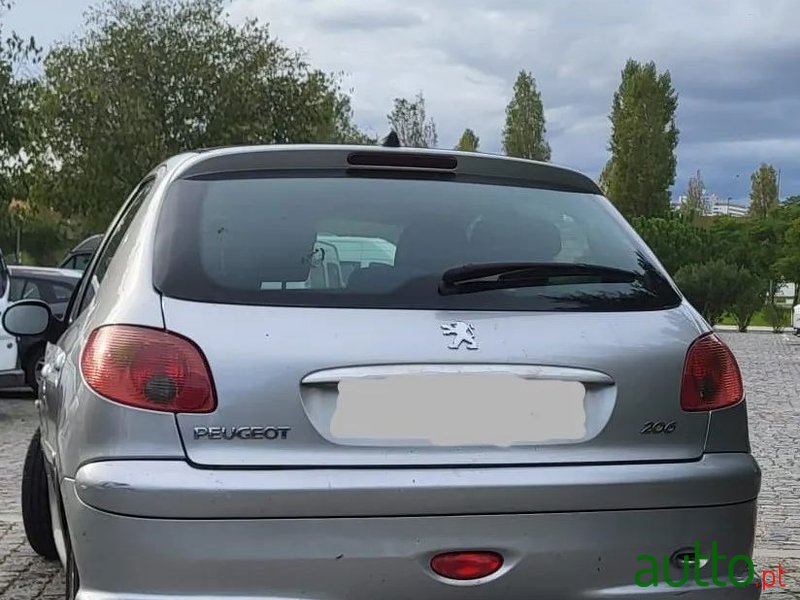 2005' Peugeot 206 photo #2