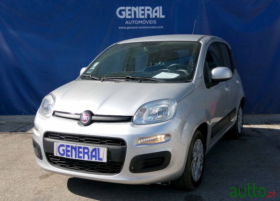 2019' Fiat Panda photo #1