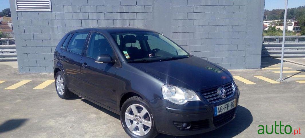 2008' Volkswagen Polo photo #1