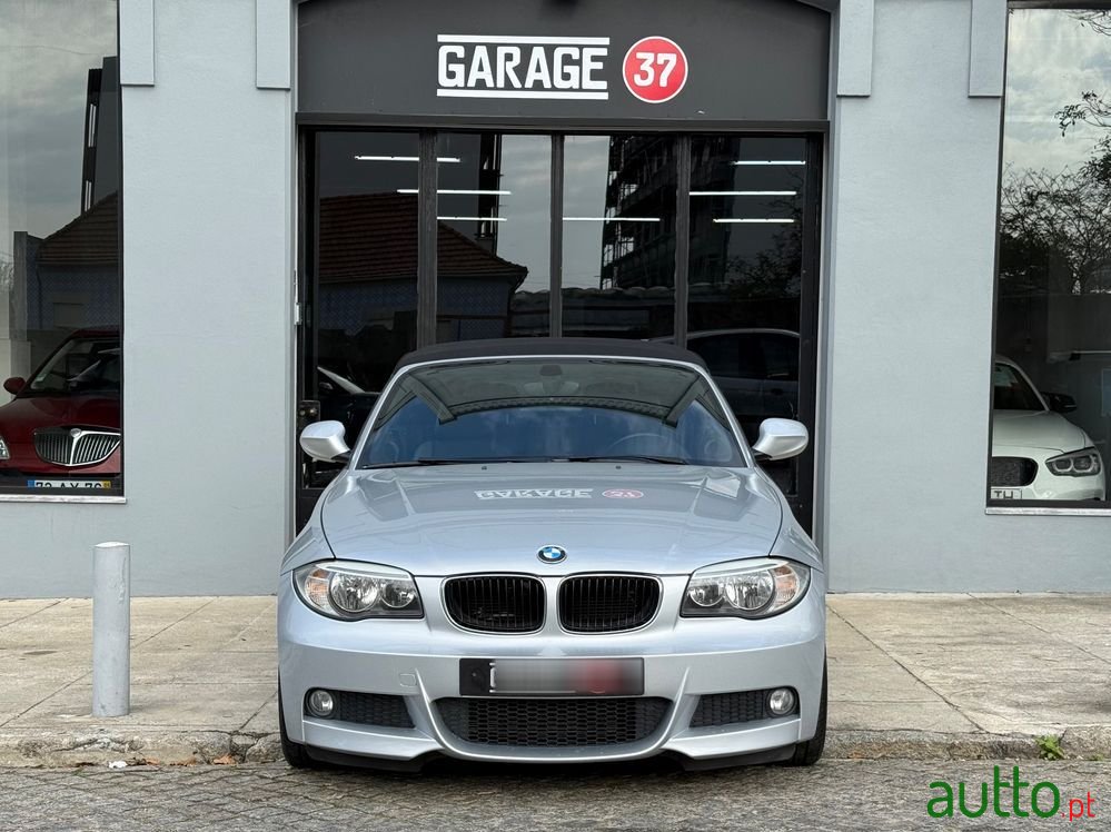 2011' BMW Série 1 D Pack M photo #2