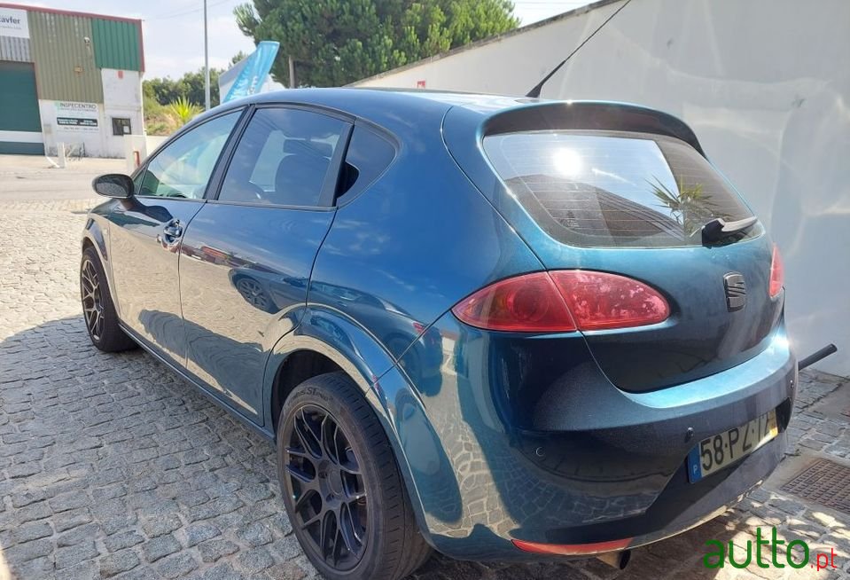 2008' SEAT Leon photo #6