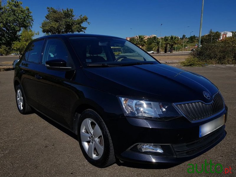 2015' Skoda Fabia 1.2 Tsi Style photo #4