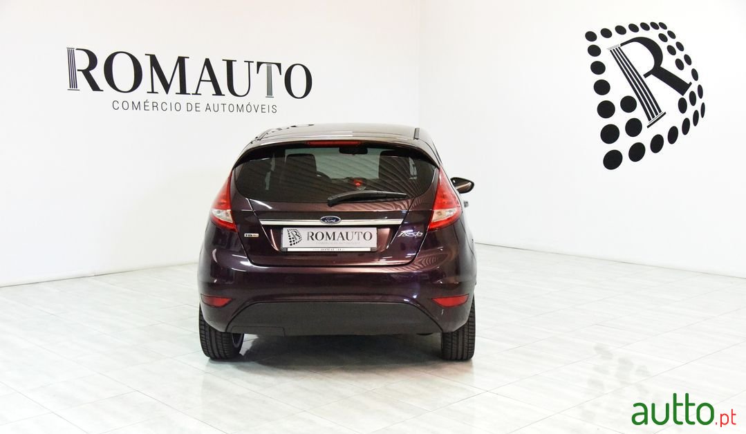 2008' Ford Fiesta photo #6