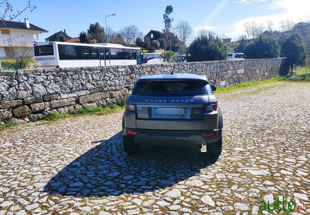 2018' Land Rover Range Rover Evoque photo #6