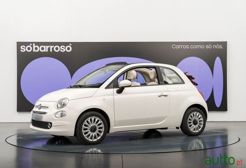2020' Fiat 500C photo #2