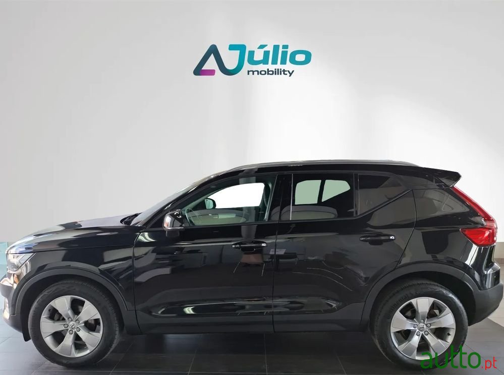 2021' Volvo Xc 40 photo #6