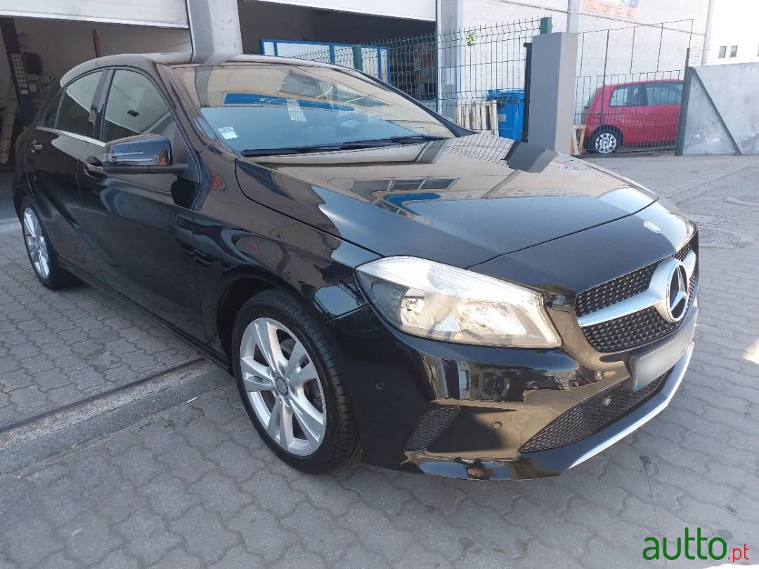 2016' Mercedes-Benz A-180 photo #3