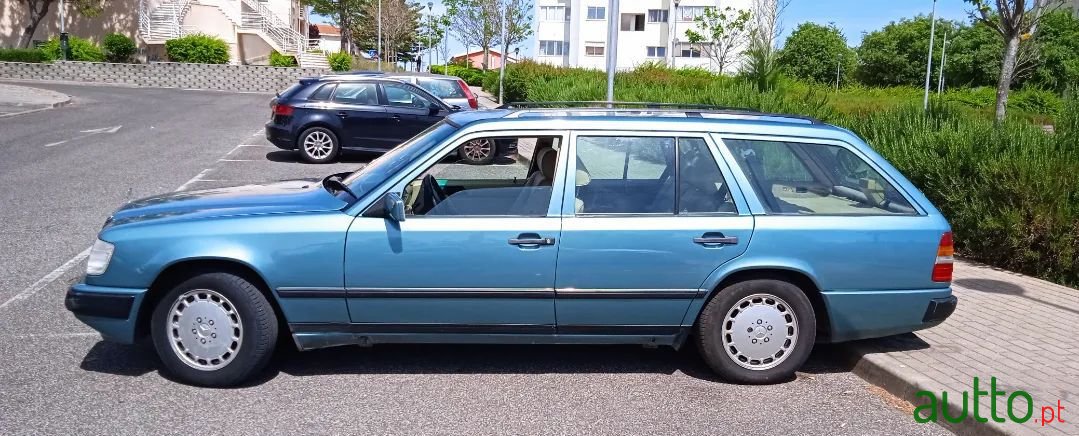 1987' Mercedes-Benz E-300 photo #5
