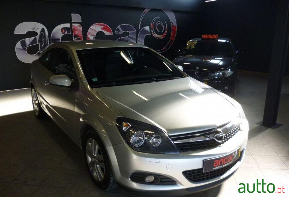 2009' Opel Astra-Gtc 1.3 Cdti photo #2