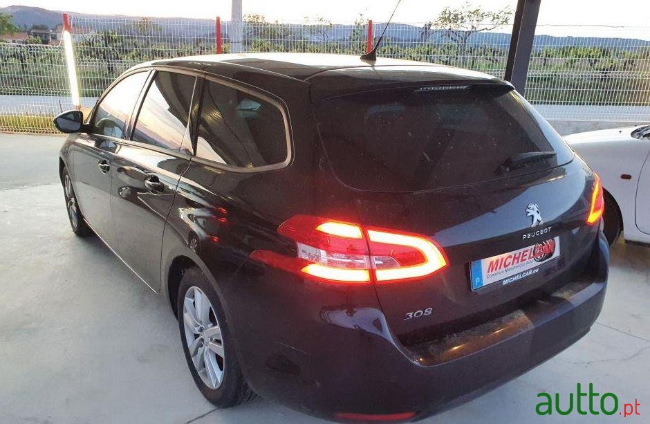 2014' Peugeot 308 Sw photo #3