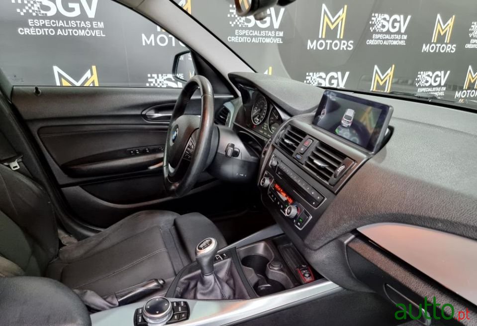 2015' BMW 116 Sport photo #5